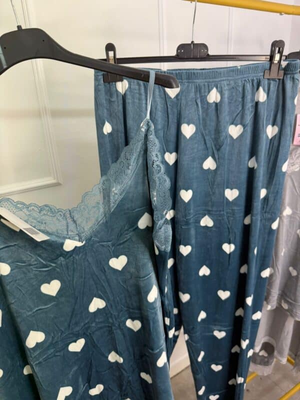 PIJAMA 3 PIEZAS CORAZON - Imagen 2