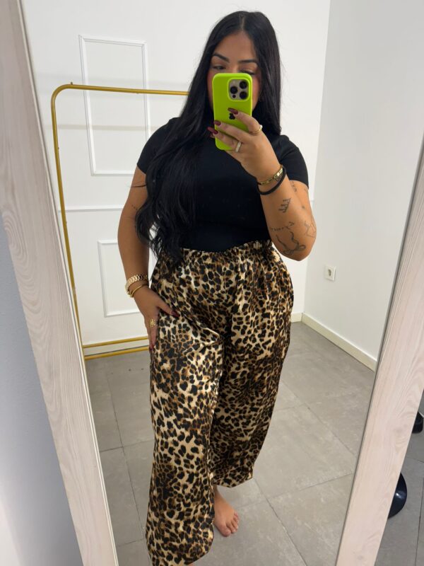 PANTALON LEOPARDO GLOBO