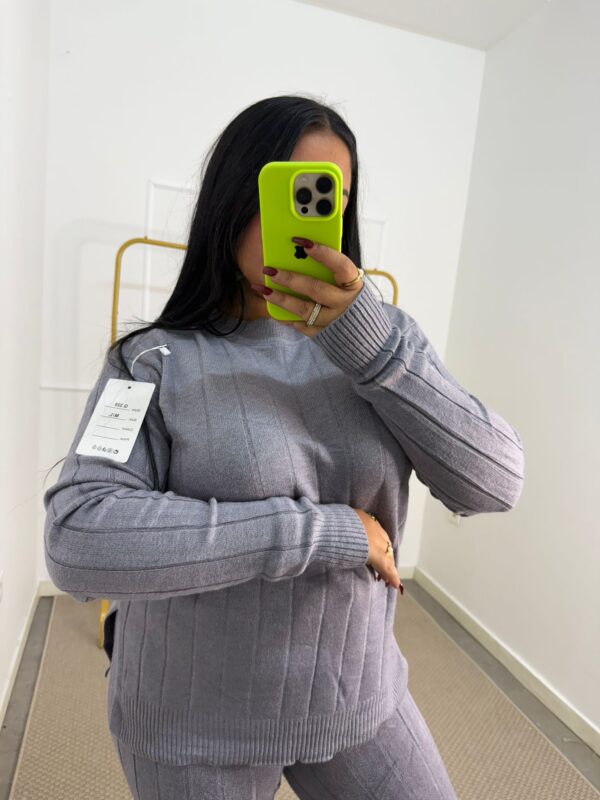 CONJUNTO RELIEVE - Imagen 2