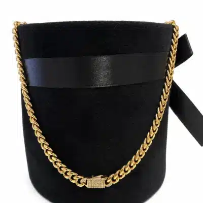 COLLAR CUBANA